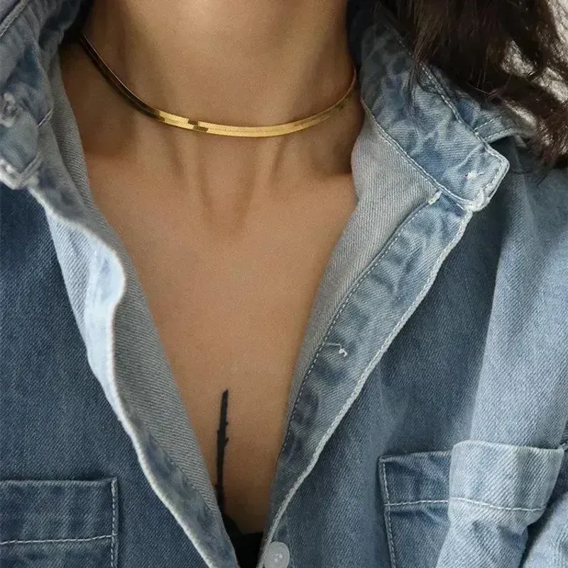 SALNA || Snake choker necklace