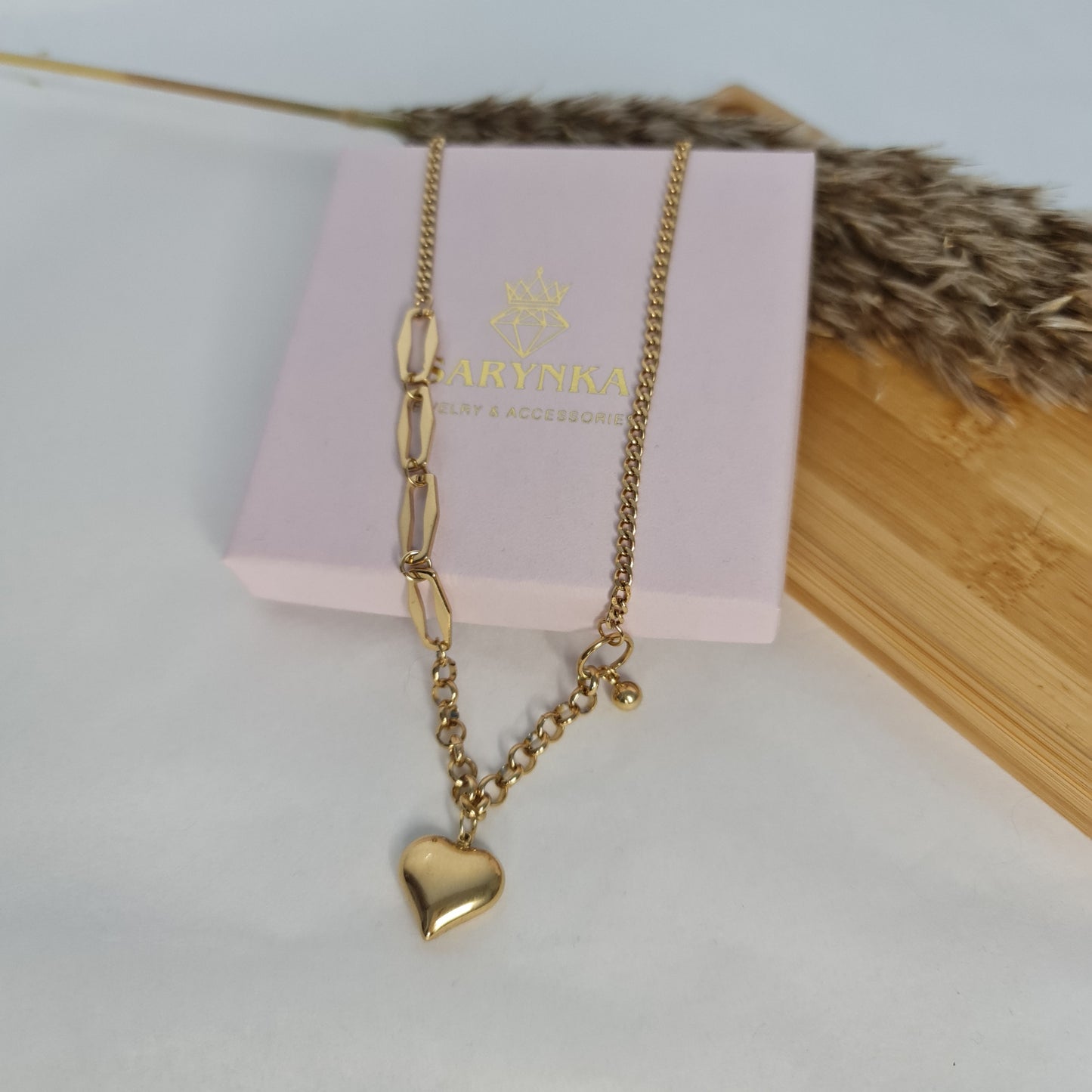 LORA || Big heart necklace