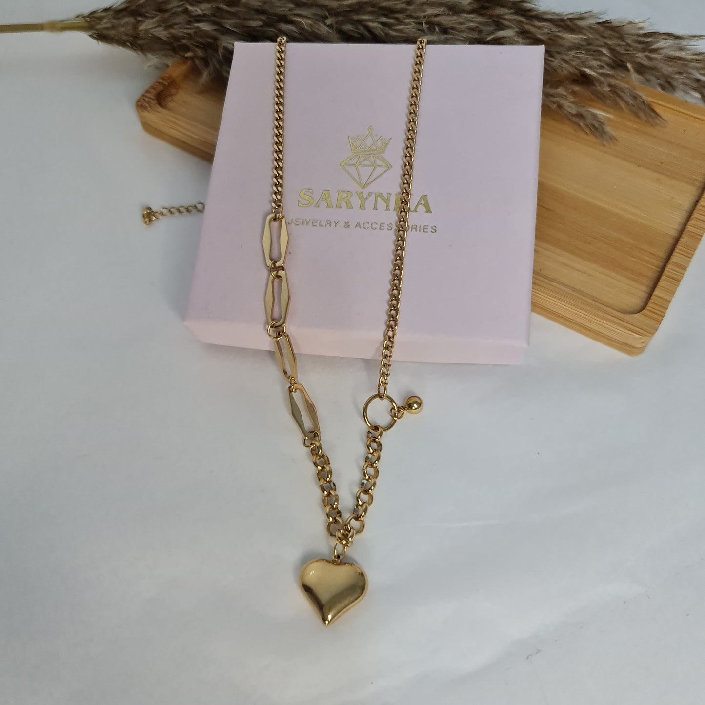 LORA || Big heart necklace