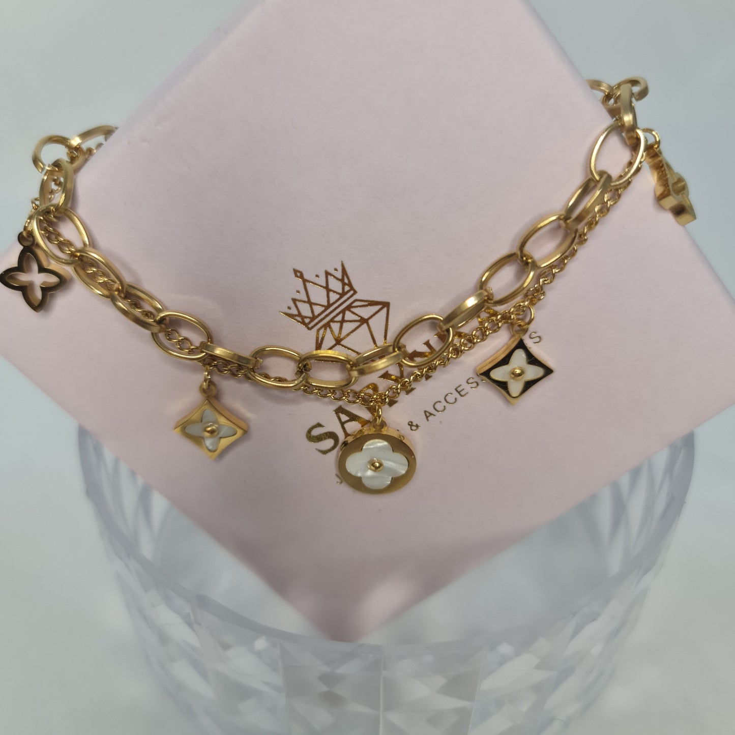 SERENA || White clover bracelet